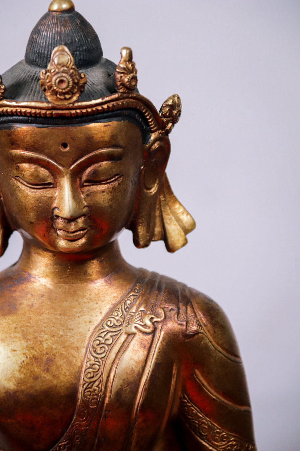 Handcrafted Gilded Copper Amitabha Buddha Statue (25 cm)