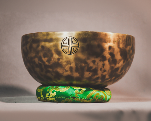 SB-02498Full Moon Tiger Singing Bowl – Note F – Heart Resonance